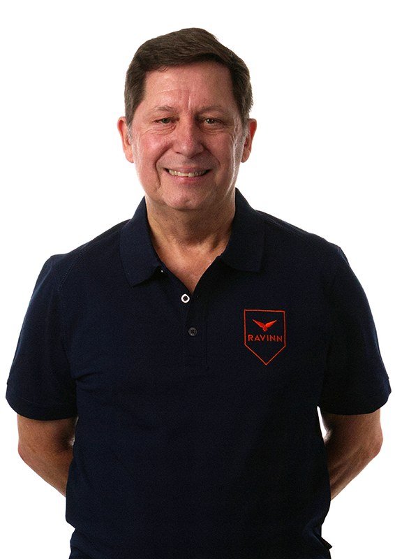 Dr Dennis Desmond